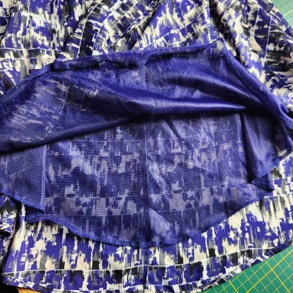 Women's Dress Size XS Long Sleeve V-Neck Faux Wrap Lined Dress - Picture 3 of 12